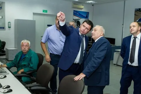 Дмитрий Миронов посетил рыбинские предприятия госкорпорации «Ростех»