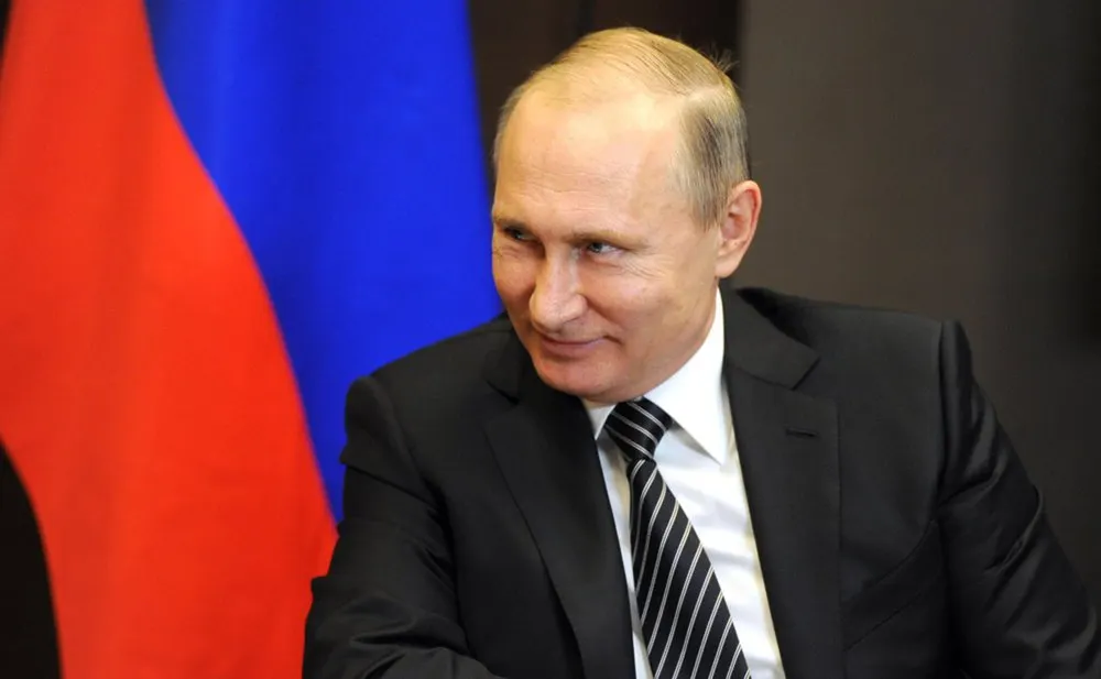 Президент Владимир Путин наградил заслуженных ярославцев
