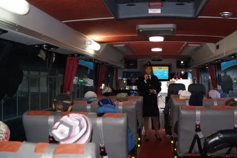 В Ярославль прибыл автобус «Школа дорожной безопасности»