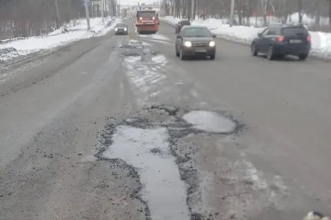 Мэр Ярославля пообещал отремонтировать Суринский путепровод