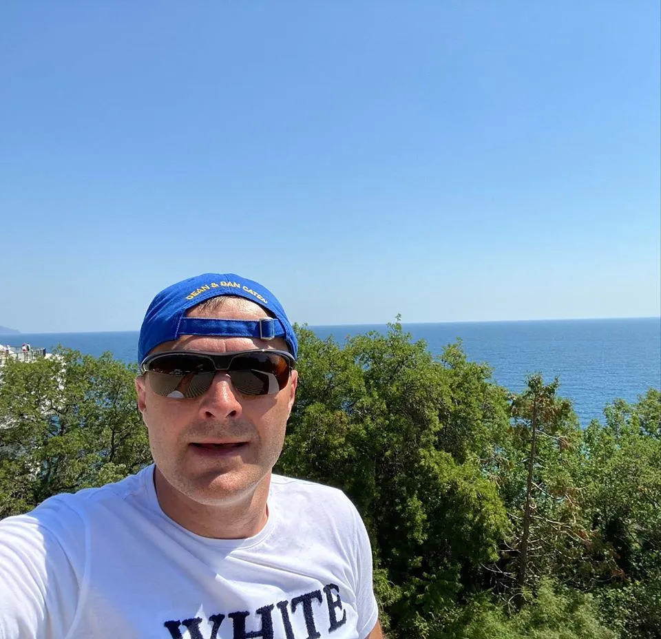 Владимир Волков передает ярославцам привет из Крыма