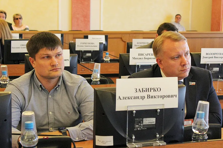 Ярославские депутаты – Фонду капремонта: «Будем предлагать людям уходить на спецсчета» 