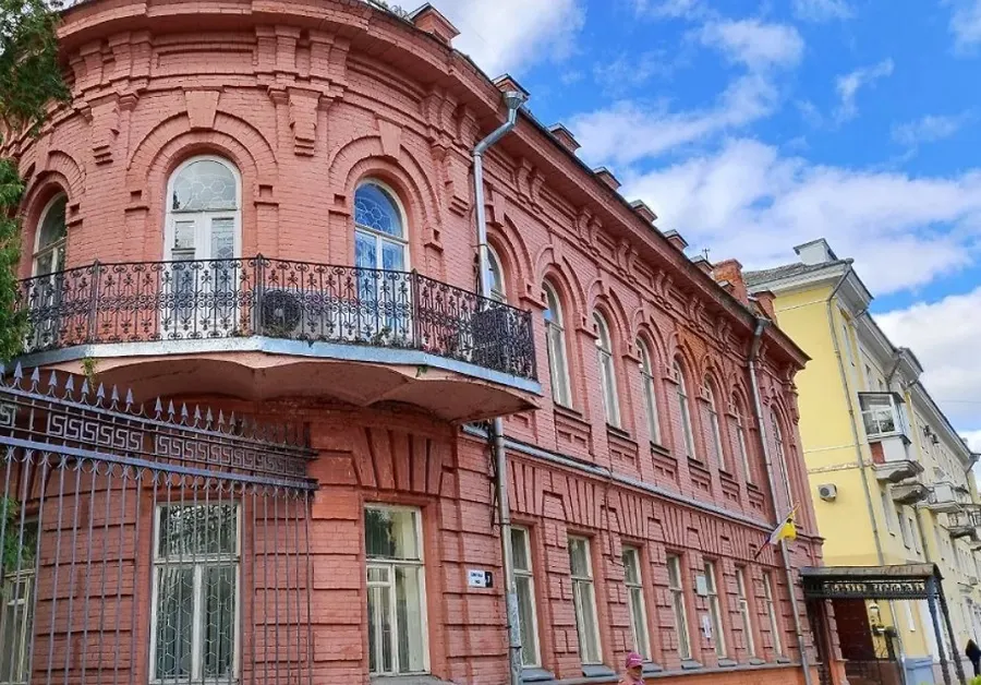 Ярославское правительство предложит свои здания под рестораны и гостиницы