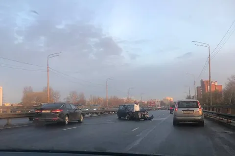 На ярославских мостах случилось машинное побоище