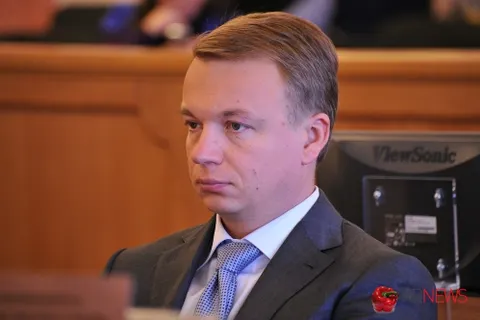 Виктор Волончунас и Сергей Шмелев покидают муниципалитет Ярославля