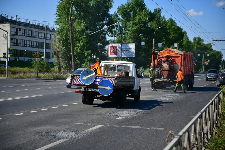 В Ярославле объявили закупку на ремонт проспекта Октября