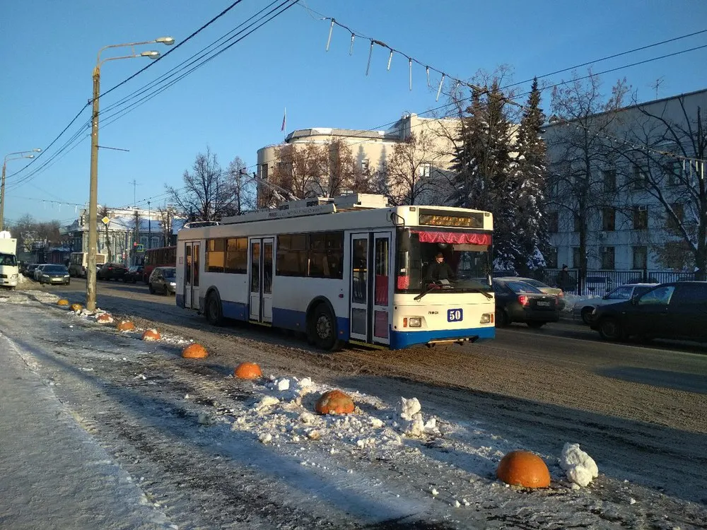 В Ярославле встали троллейбусы