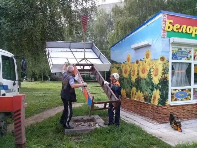 В Дзержинском районе Ярославля демонтировали еще семь рекламных конструкций