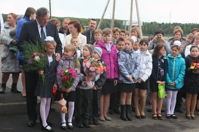 Новый учебный год ребята из села Дмитриевского Даниловского района Ярославской области начали в новой школе