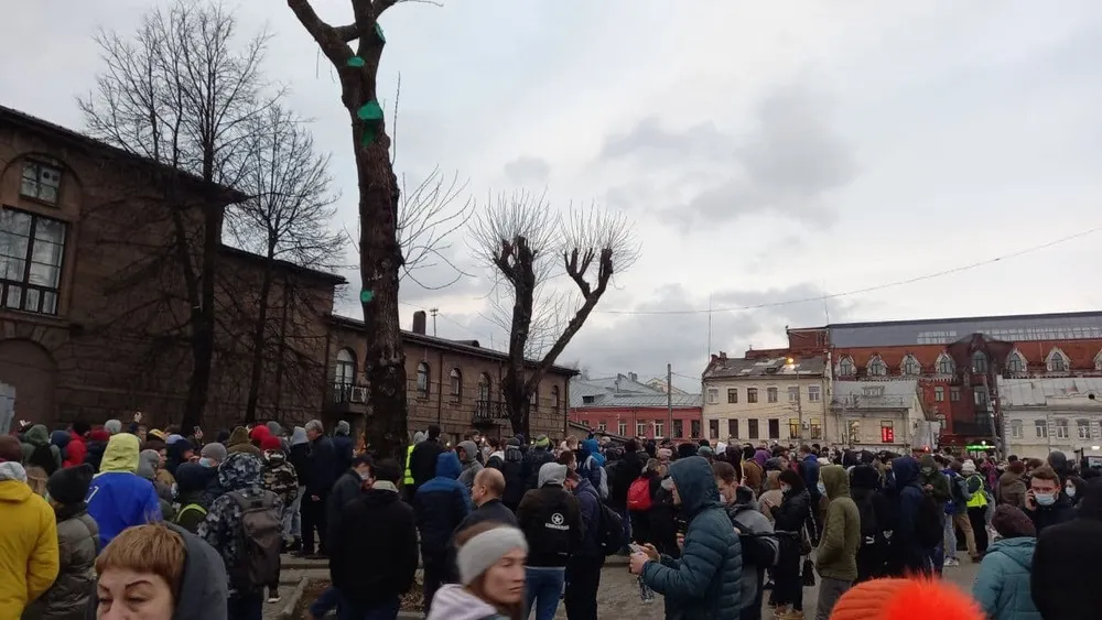 В Ярославле началась акция в поддержку Навального