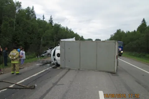 В Переславском районе «Тойота» опрокинула «Газель»