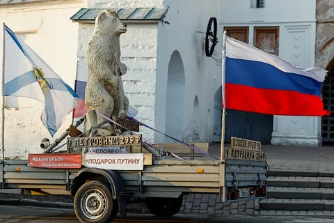 В Ярославль привезли подарок Путину   