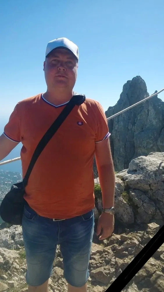 «Любили детки»: в Ярославле скончался 35-летний санитар скорой помощи