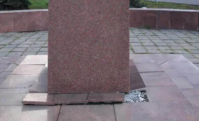 В Ярославле не нашлось желающих ремонтировать памятник Фрунзе