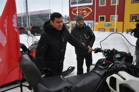 Перед лыжным марафоном Дмитрий Миронов проверил трассу в Демино