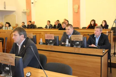 Ярославские депутаты обсудили введение персонифицированной электронной транспортной карты