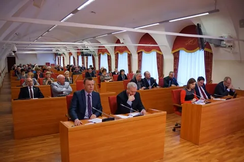 В Ярославской областной думе состоялся «бюджетный ликбез»