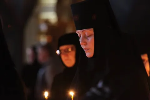 Опубликованы фото и видео с монашеского пострига в Толгском монастыре