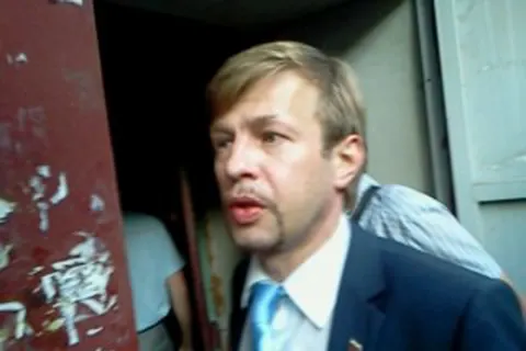 Дочь мэра Ярославля Анастасия Урлашова все-таки передала соседу полмиллиона долларов
