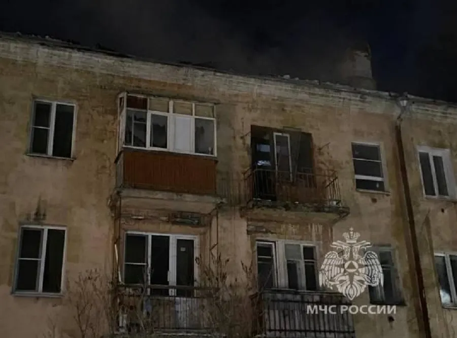 В Ярославле из-за взрыва газа эвакуированы жители дома