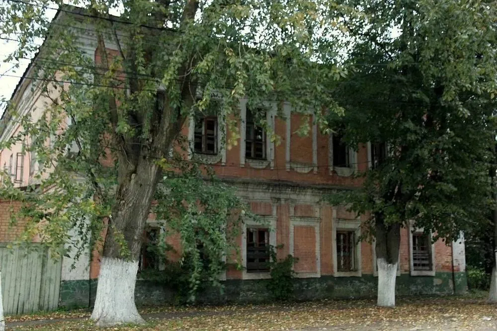 В Переславле суд изъял у собственника особняк в стиле барокко