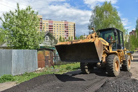 Дороги частного сектора в Ярославле выложат асфальтовой крошкой