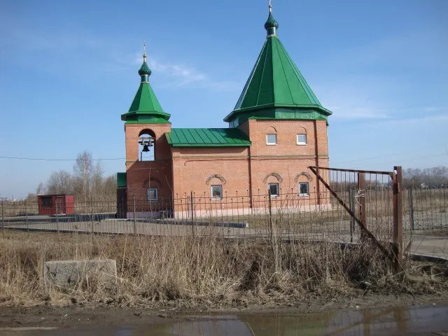 Напасти на погосте: после потопа пришли вандалы