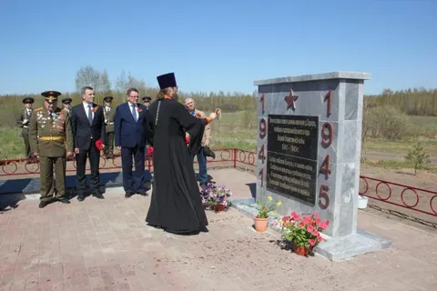 В Ярославле открыли памятник воинам-землякам из деревни Парково