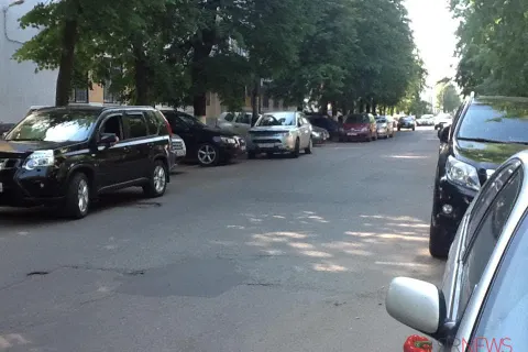 Игра в поддавки или отказ мэрии Ярославля от платных стоянок