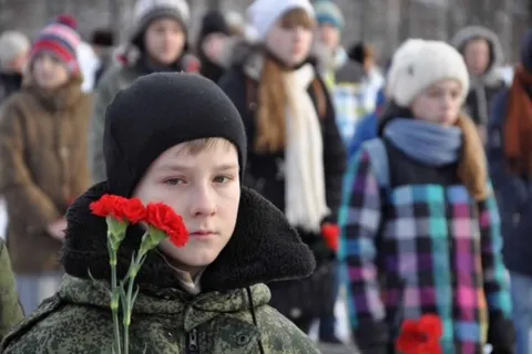 В Ярославле в День защитника Отечества прошли праздничные мероприятия