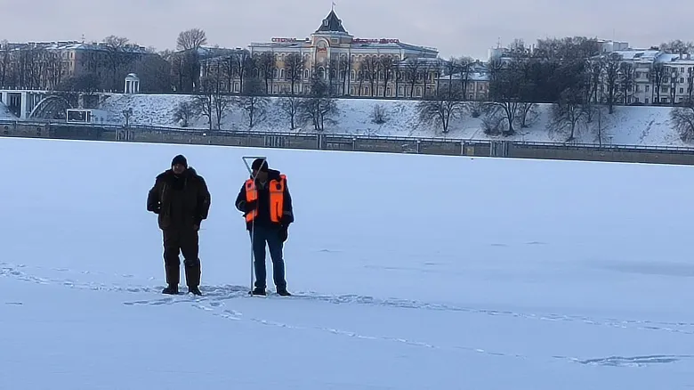 Мэр Ярославля запретил выход на лед