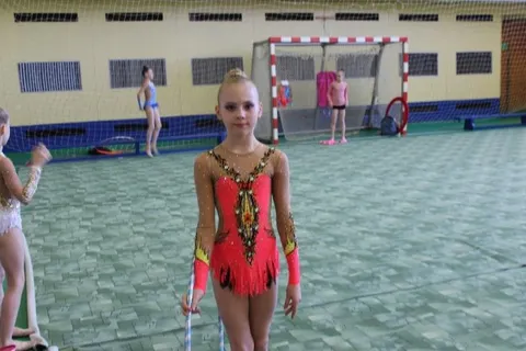 В Ярославле начался открытый чемпионат города по художественной гимнастике