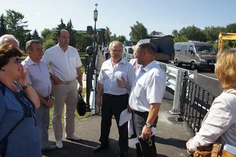 Депутаты Ярославской областной думы проинспектировали реконструкцию моста через Трубеж