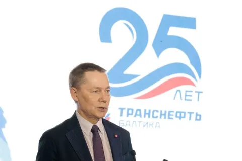 Президент России поздравил топливную компанию с юбилеем