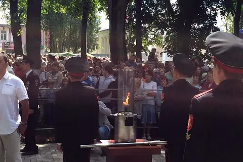 В Гаврилов-Яме зажжен Вечный огонь