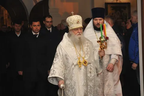 Ярославцы побывали на праздничных пасхальных службах