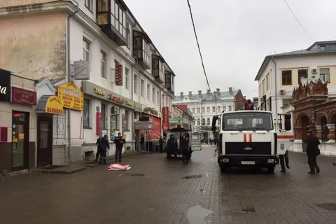 В центре Ярославля демонтировали 14 незаконных рекламных конструкций