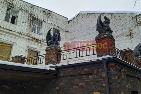 На дом в центре Ярославля вернулись гаргульи