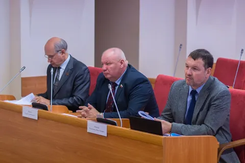 Ярославские власти ищут деньги на выполнение социальных обязательств