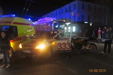 В Ярославле пьяный мотоциклист попал в ДТП