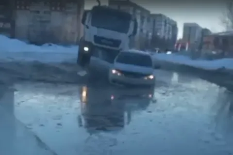Место, где в Ярославском районе тонут машины, не является дорогой