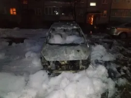 В Ярославской области ночью целиком сгорел автомобиль