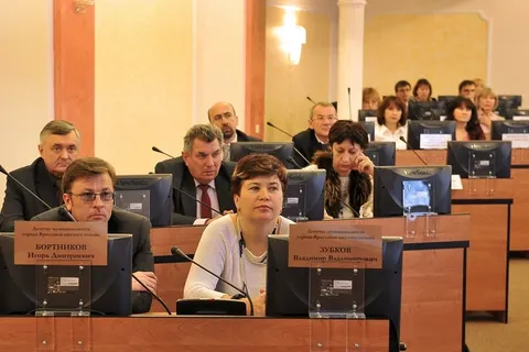 В муниципалитете Ярославля открылась выставка «Вековые традиции городского самоуправления». Фоторепортаж