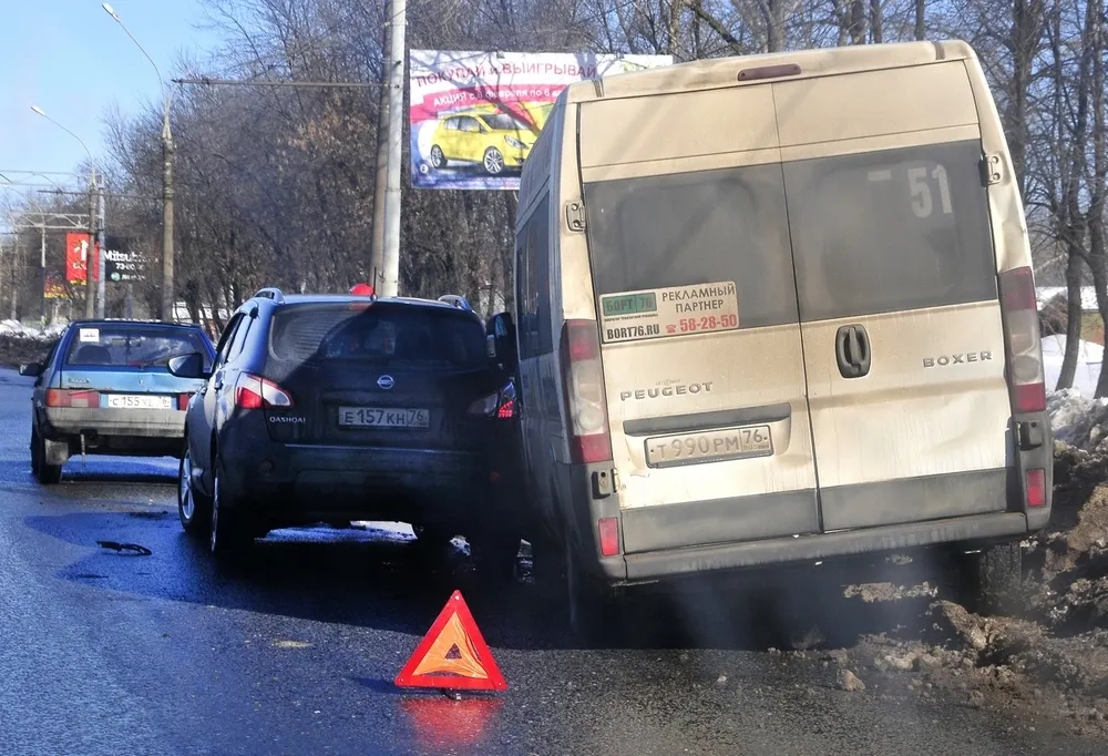 В Ярославле в ДТП пострадали шесть пассажиров маршрутки