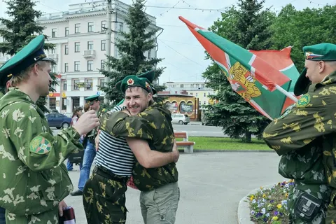 В Ярославле отметили День пограничника. Фоторепортаж