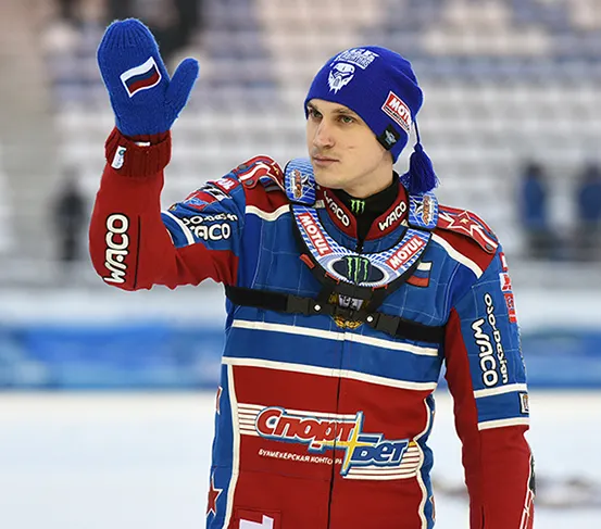 Ярославец стал чемпионом России по мотогонкам на льду