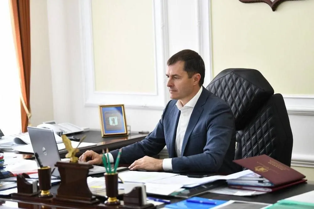 Попрощавшийся с ярославцами мэр вернулся на работу