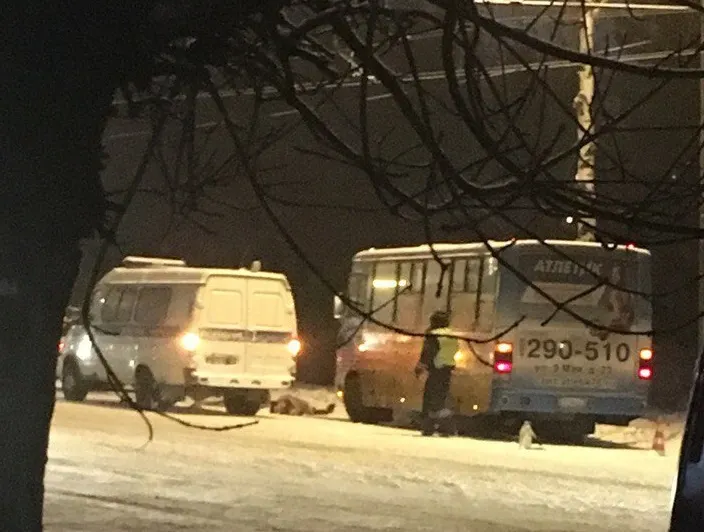 С утра в Рыбинске маршрутка сбила женщину насмерть