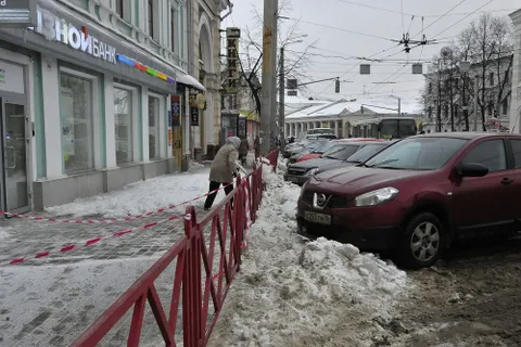 Фоторепортаж. Ярославль утопает в снегу и грязи