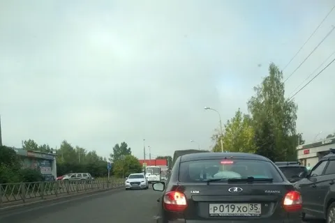 Перекрытие Тутаевского шоссе в Ярославле началось с пробок
